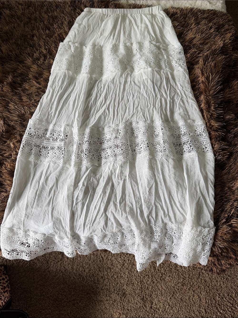 Elan White Cotton Maxi Skirt with Lace Panels